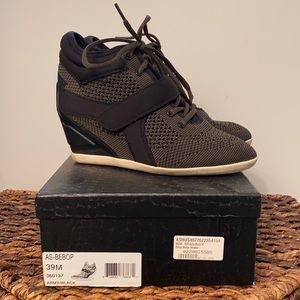 Ash Bebop Wedge Sneaker in Army/Black, 39